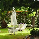 公寓 Garden House 维利卡